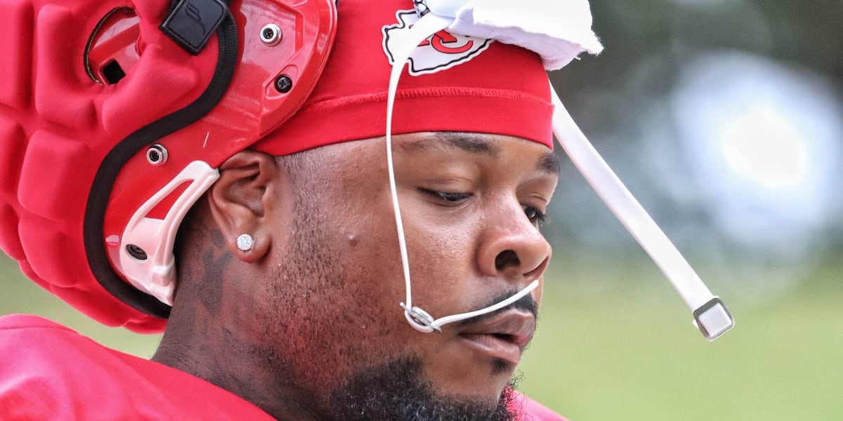 Chiefs releasing OT Jawaan Taylor
