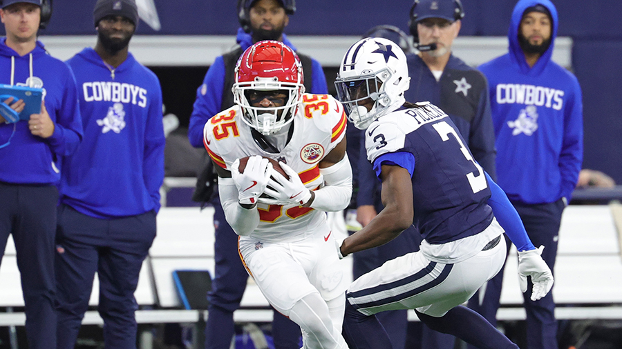 Rams free agent signing Jaylen Watson interception 2025...