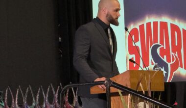 Lexington’s Stover shares Ohio State, NFL journey at Knox County Chamber Dinner