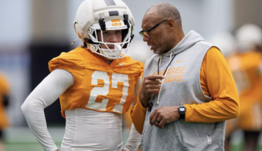 Tennessee Football Coach Details Next Step for Sophomore Linebacker Jadon Perlotte