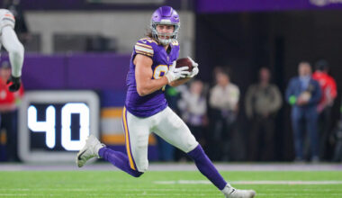Vikings Work Out Several Restructures