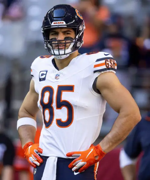 Chicago Bears tight end Cole Kmet (85) against the Arizona Cardinals at State Farm Stadium.