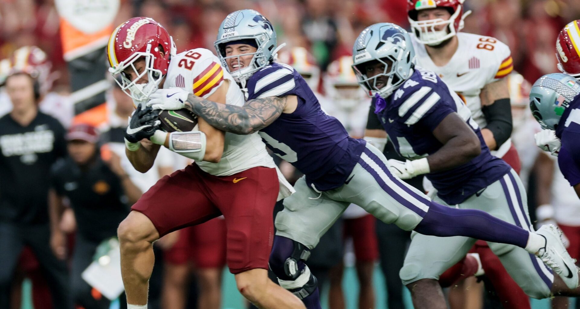 College football could shift start of season to 'Week 0' by 2027