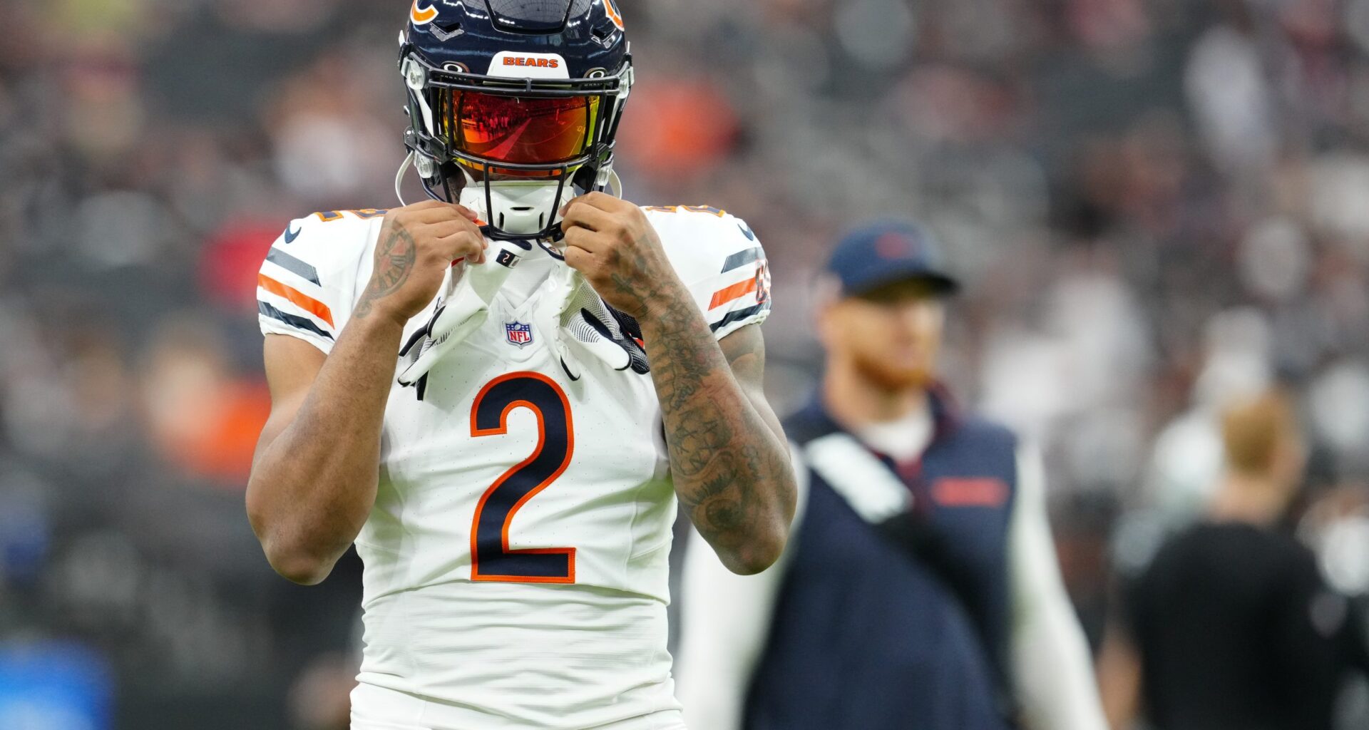 Chicago Bears insider drops crucial update on DJ Moore amid Maxx Crosby news