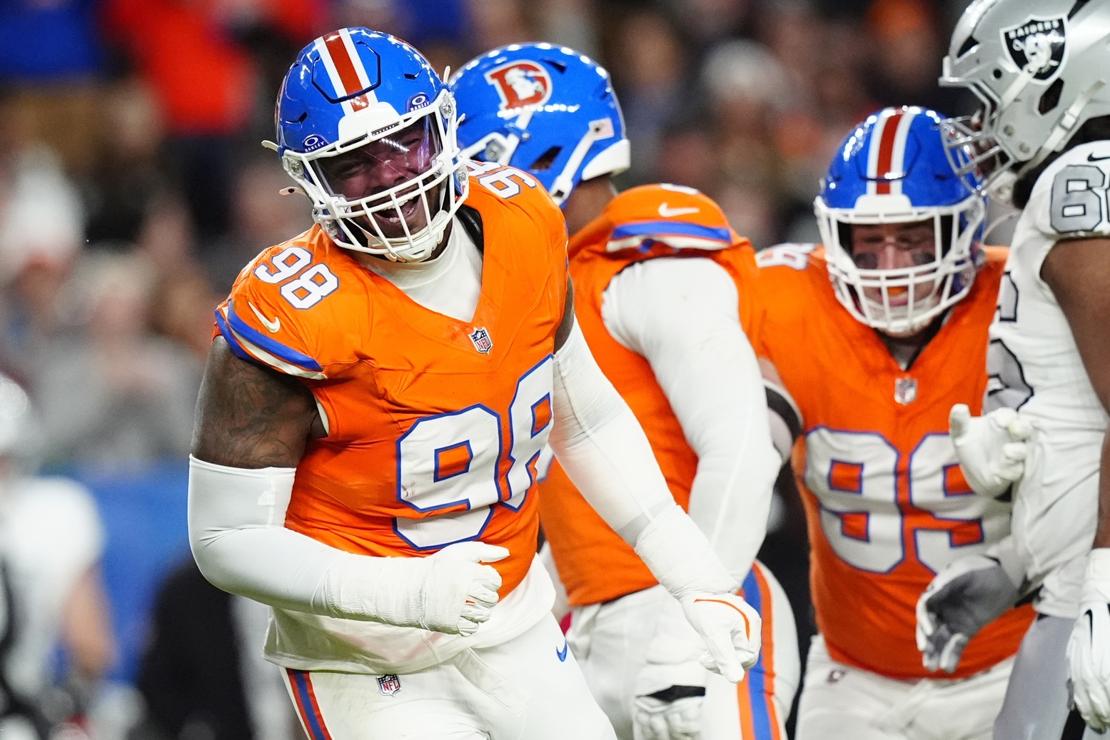 Chicago Bears could land monster 6-foot-4, 288-pound pass-rusher