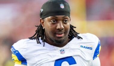 Panthers Sign OLB Nick Hampton