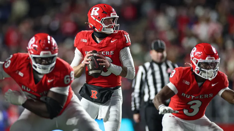 Commanders pursue 8604-yard QB as potential offseason addition image