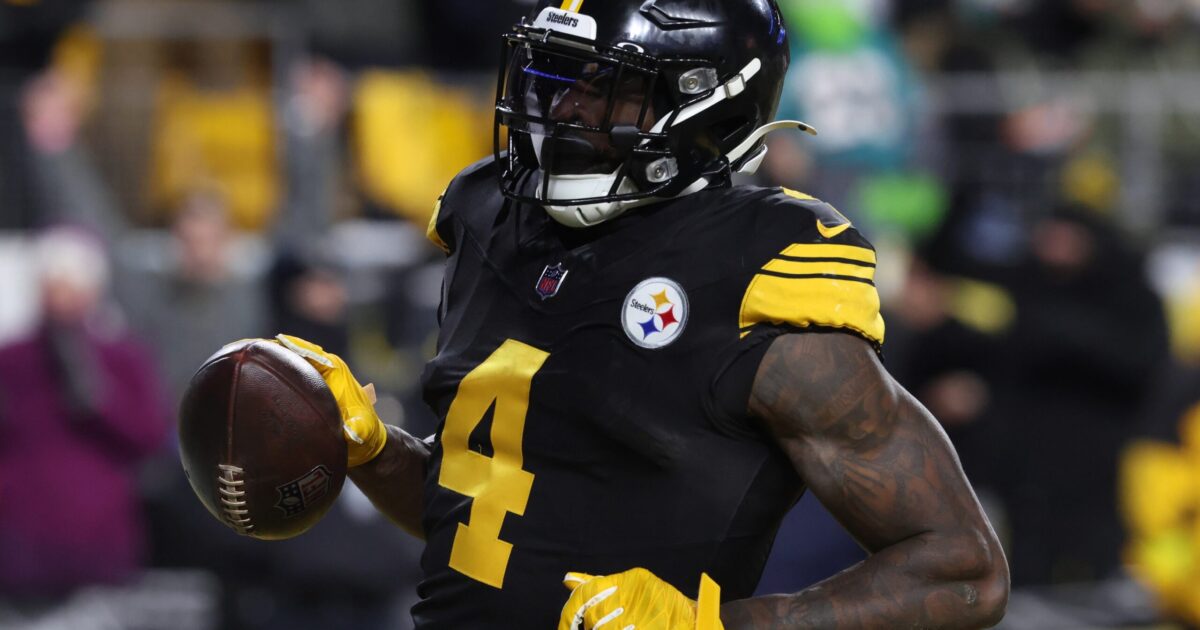 2025 Steelers Exit Interviews: DK Metcalf and Ben Skowronek