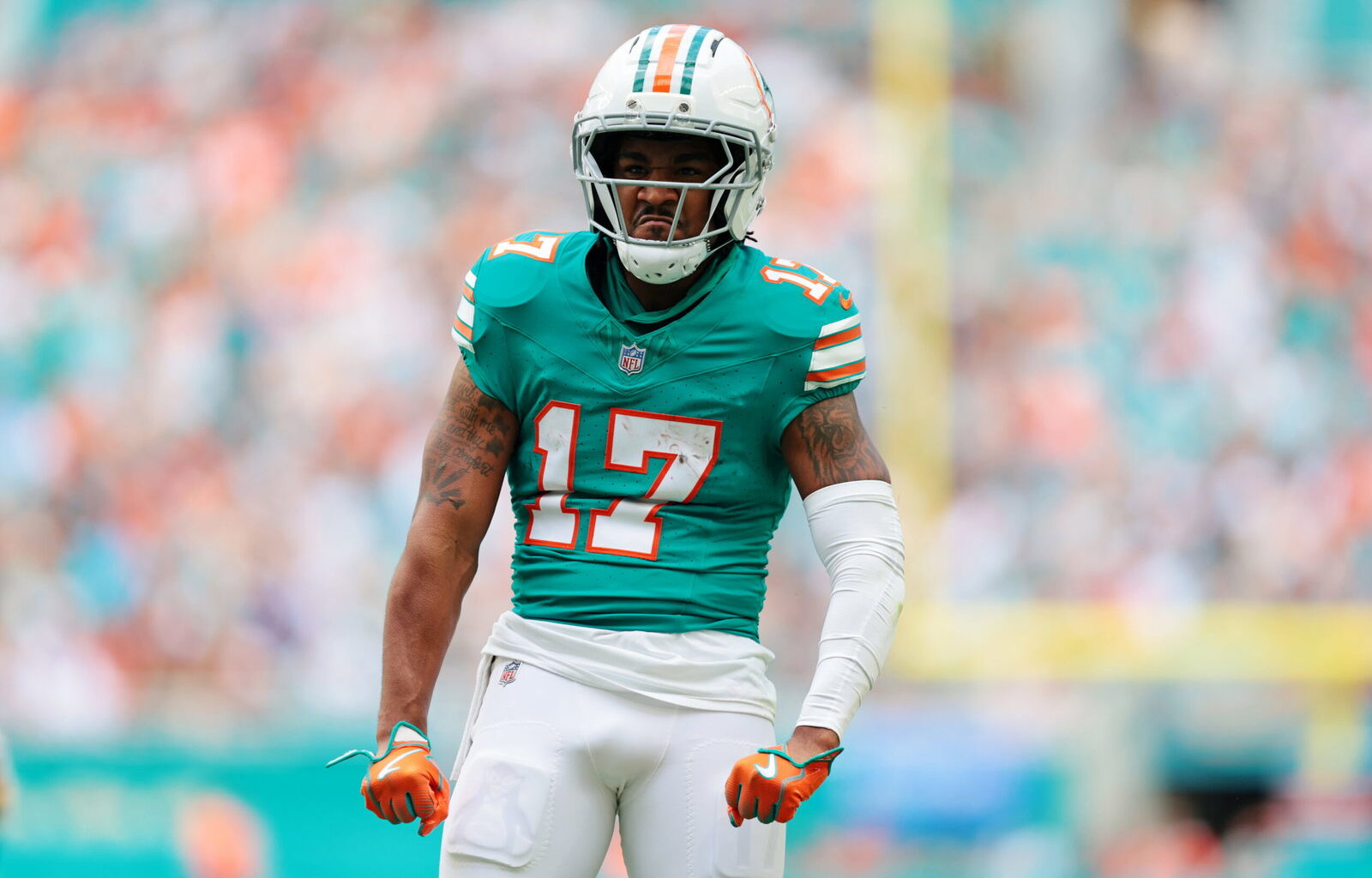 Jaylen Waddle Has Made the Broncos' Receiving Corps Elite – The Lead