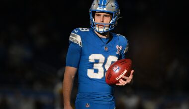 Lions Re-Sign K Jake Bates