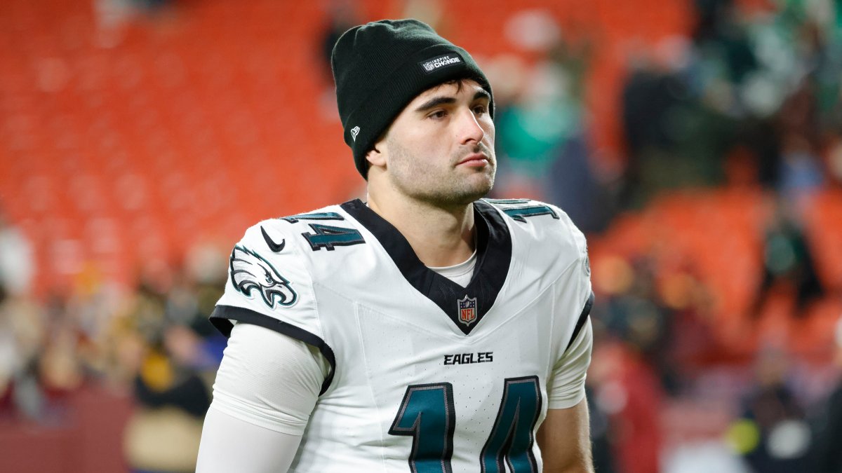 Former Eagles QB Sam Howell agrees to 1-year deal with Cowboys – NBC Sports Philadelphia