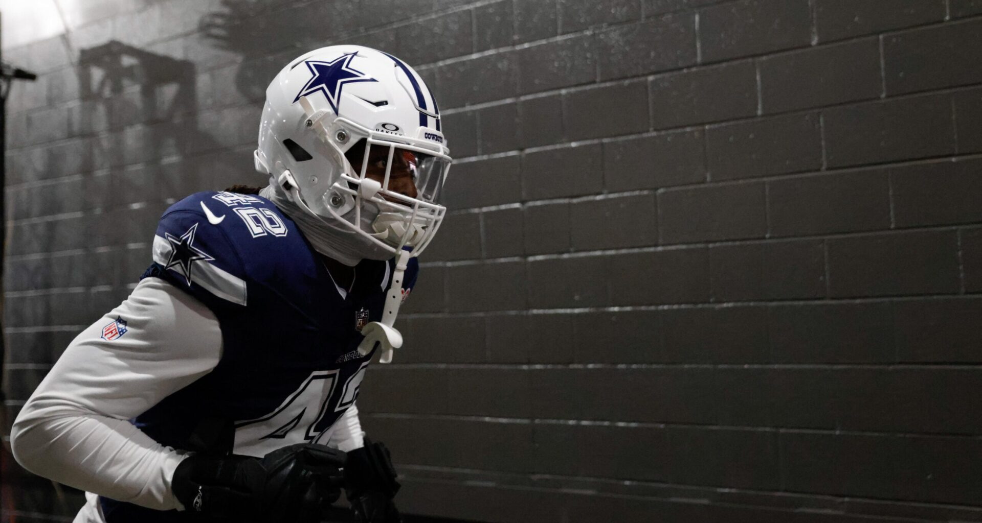 Colts Should Consider Signing Jadeveon Clowney - LWOS NFL