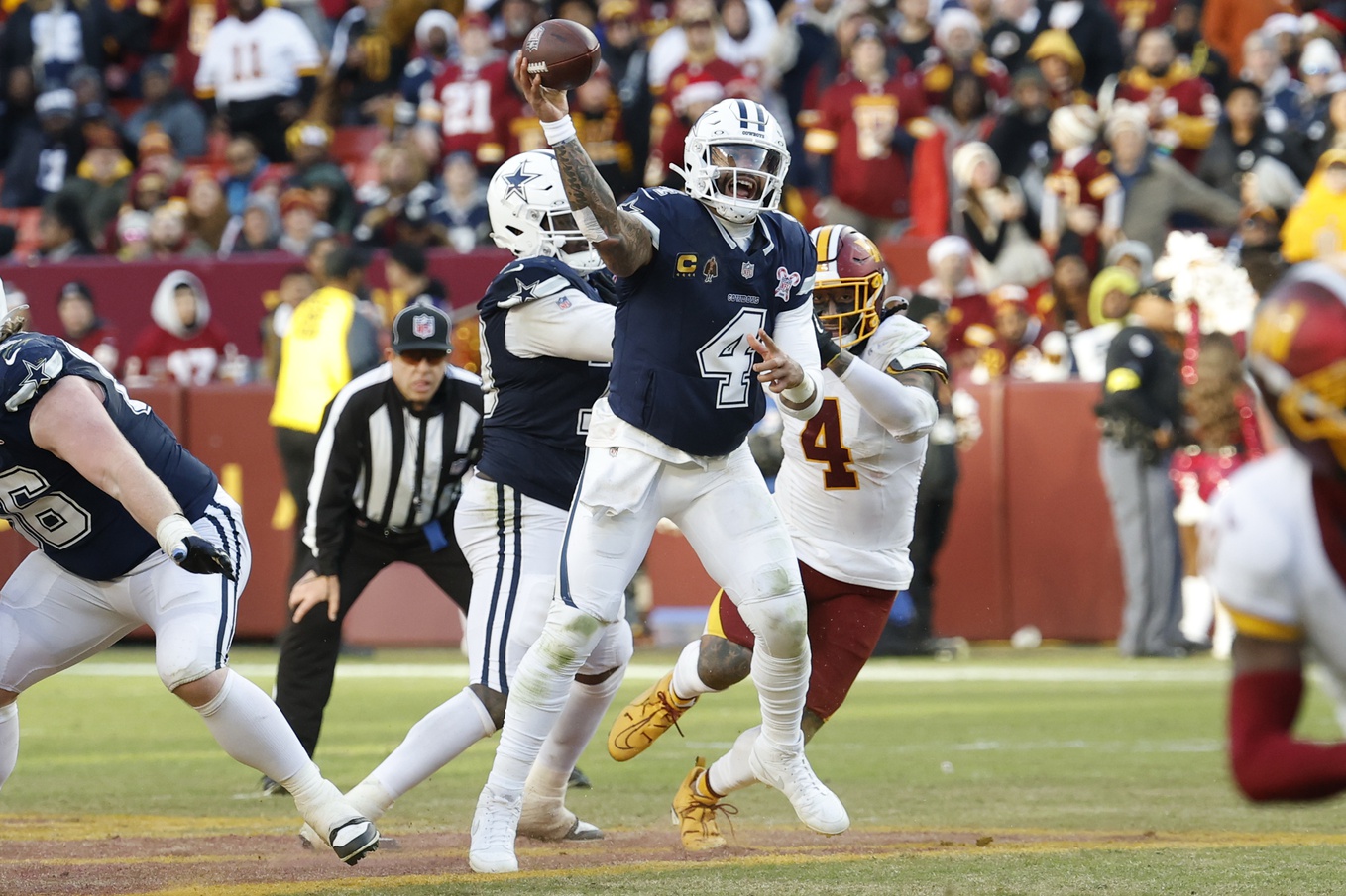 Cowboys restructure contracts of three star players