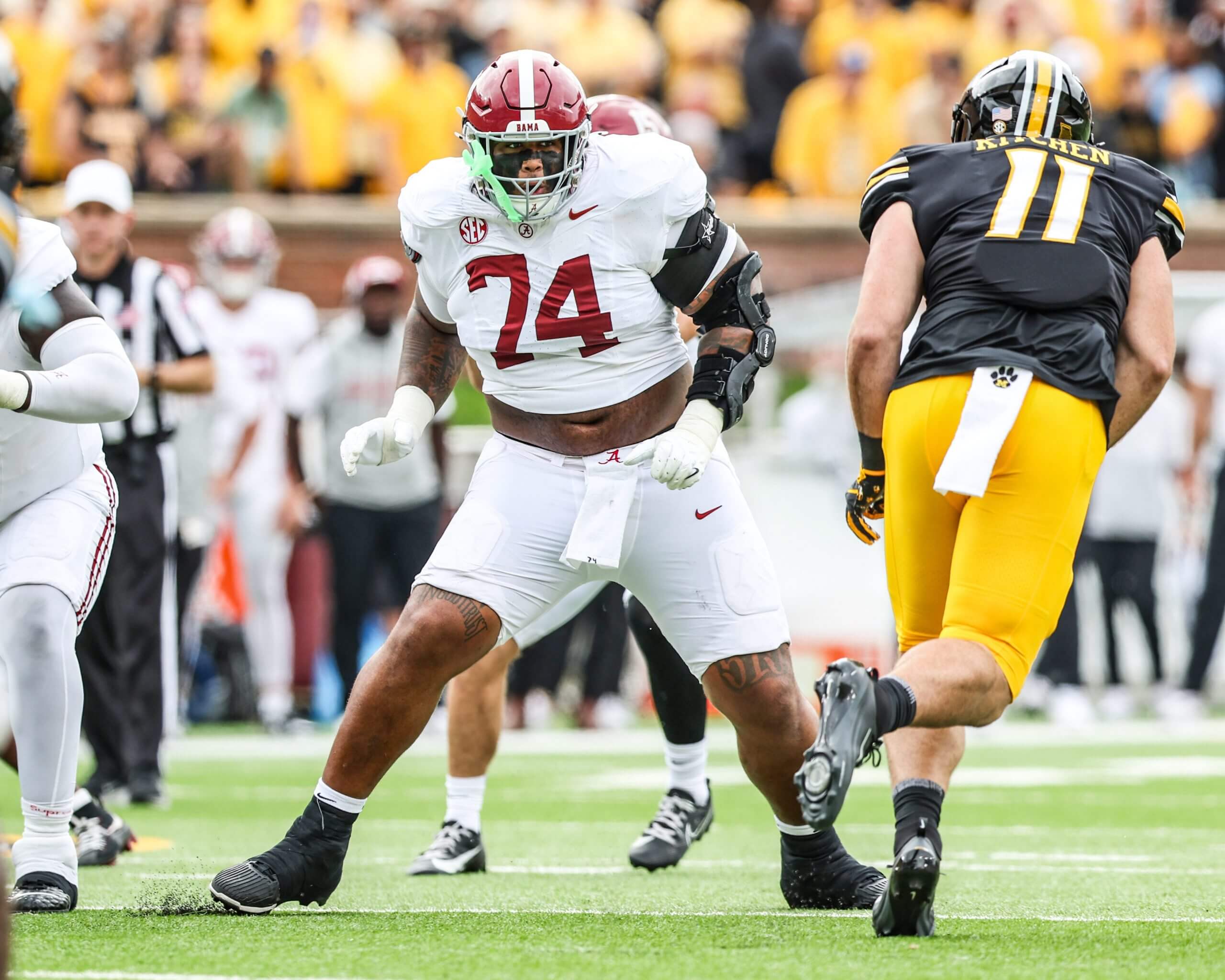 Alabama Crimson Tide offensive lineman Kadyn Proctor (74) plays in their game with the Missouri Tigers at Faurot Field at Memorial Stadium. 