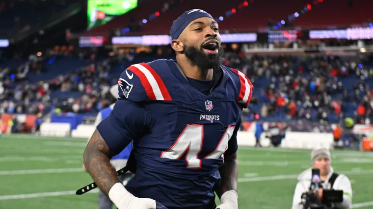 Patriots Writer Projects Market Value For Free Agent K'Lavon Chaisson image