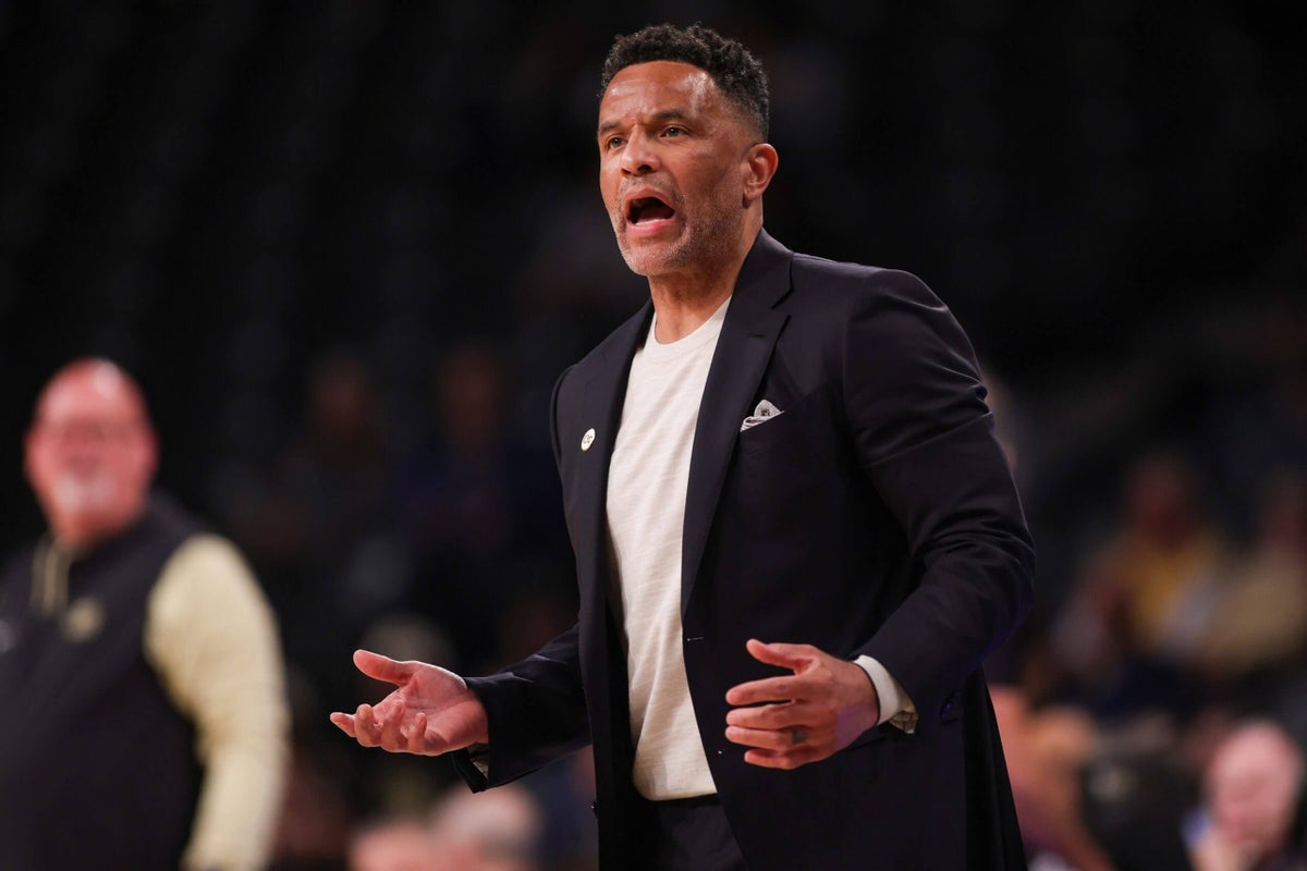 Georgia Tech, ACC’s last-place finisher, fires coach Damon Stoudamire after 3 seasons