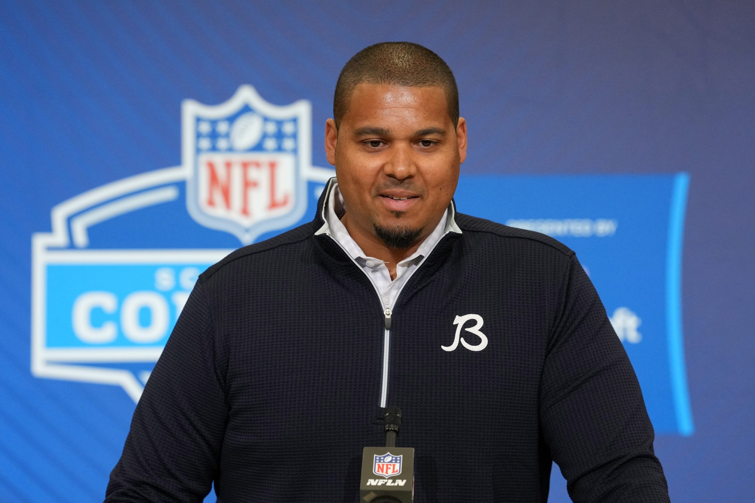 Chicago Bears linked to mammoth 6-foot-6 defender amid trade talks