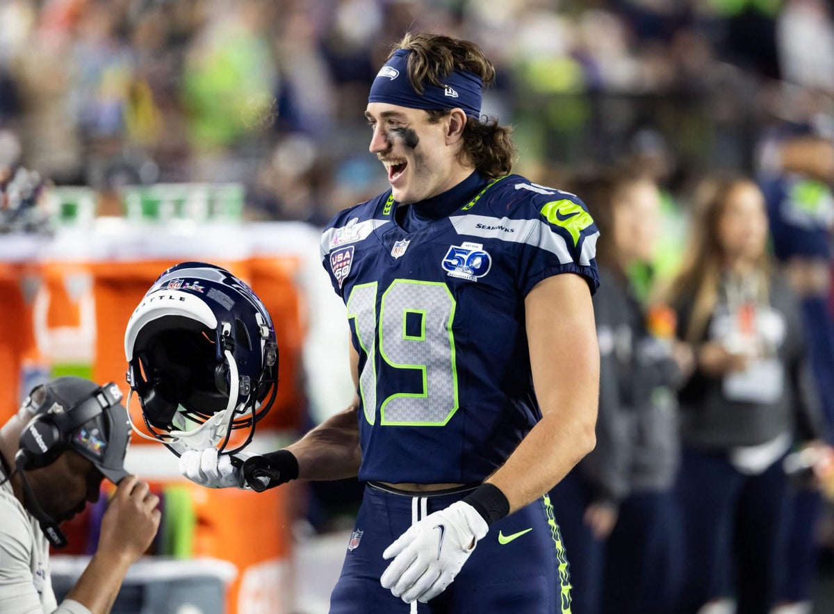 Seahawks free-agency reset: More Jake Bobo, several re-signings on Day 3