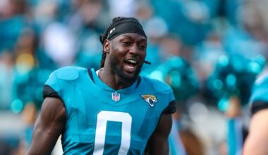 Carolina Panthers add linebacker Devin Lloyd in free agency