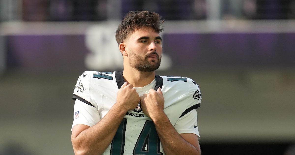 QB Sam Howell was looking for team, coach to grow with. That’s where the Cowboys came in