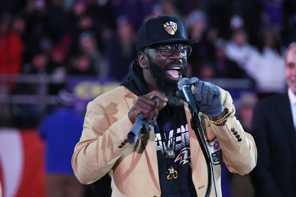 Ravens Hall of Famer Ed Reed responds to White House social media post - Baltimore Sun