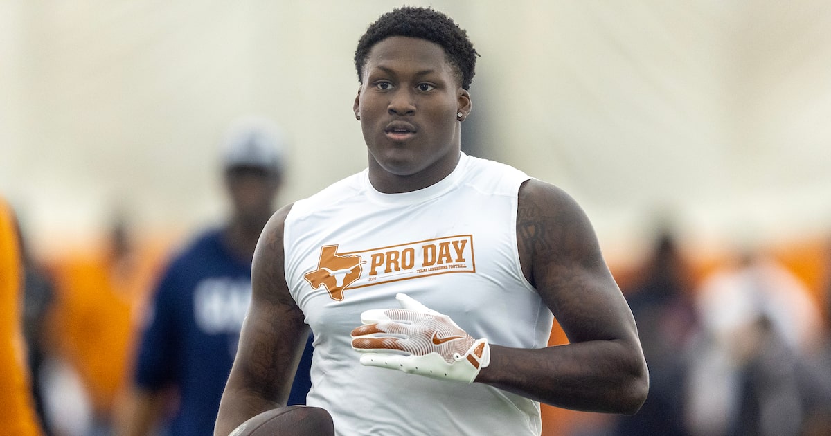 As Cowboys’ search for LB continues, Texas star Anthony Hill Jr. is a name to consider