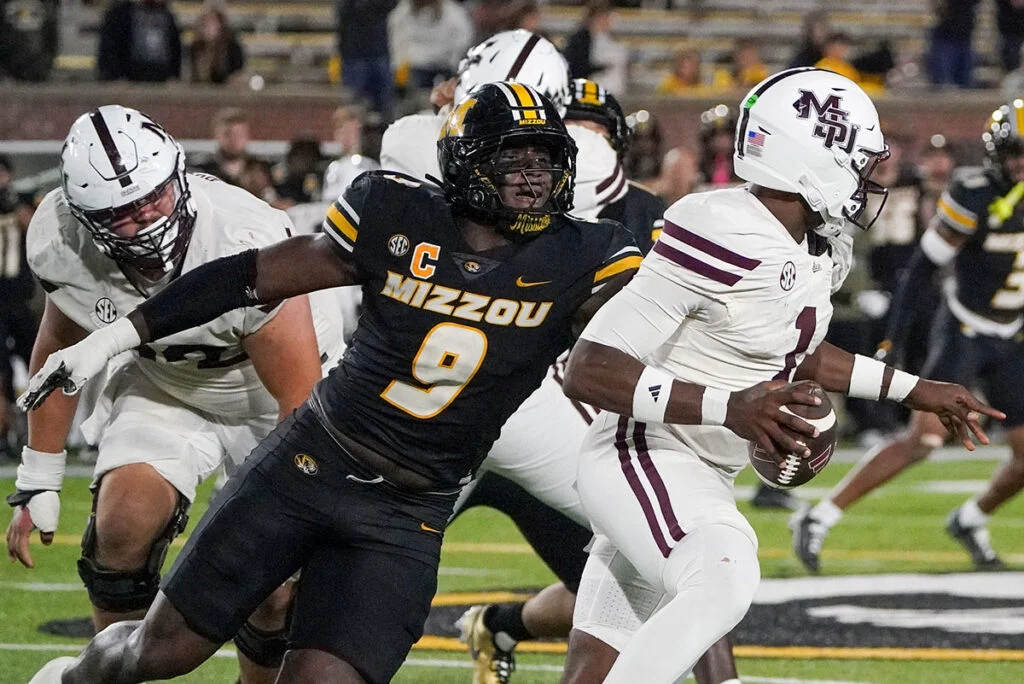 Pewter Pulse: Bucs Must Avoid Drafting These 5 Players 2 Missouri Edge Rusher Zion Young Bucs