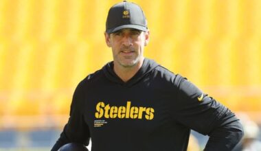 Steelers' Aaron Rodgers Challenged Pittsburgh Off The Field, Setting A New Locker Room Precedent (Steelers News)