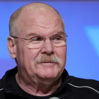 Chiefs sign 2x Super Bowl champion to help HC Andy Reid as LB Jack Cochrane confirms return