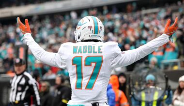 Denver Broncos Trade Picks to Miami for WR Jaylen Waddle