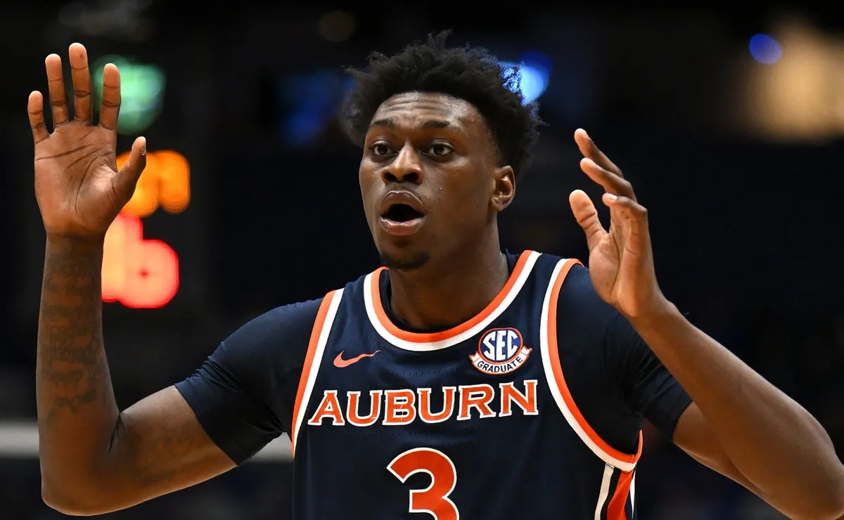 Why was Auburn left out of the 2026 March Madness bracket?