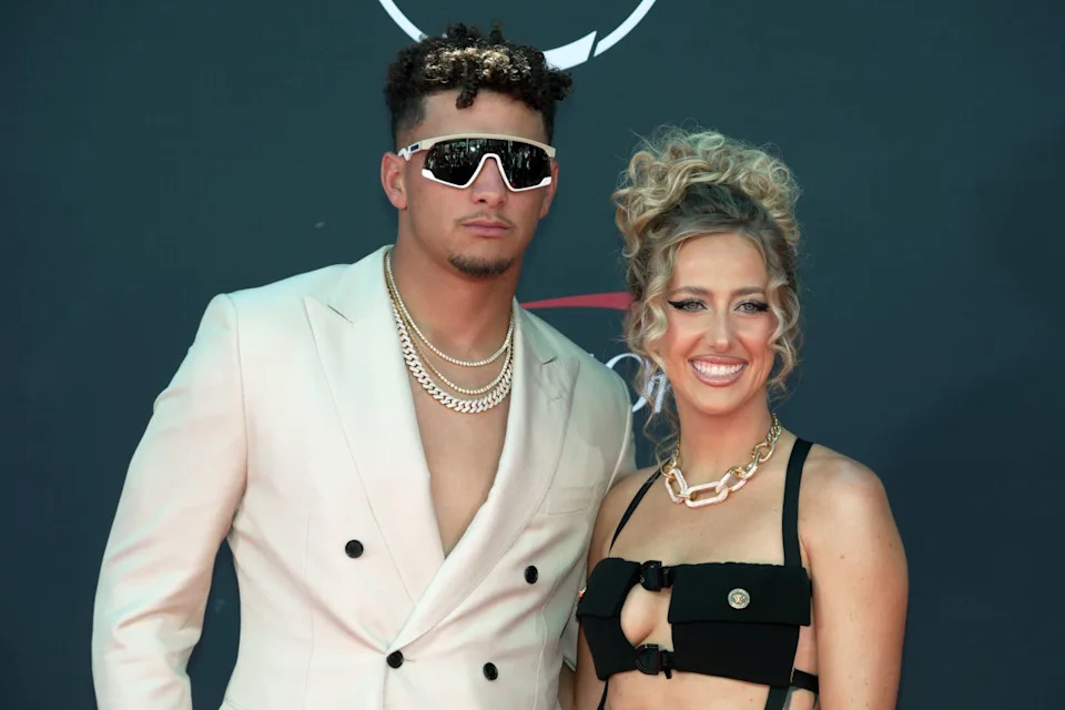 Kansas City Chiefs QB Patrick Mahomes with wife Brittany MahomesKirby Lee-Imagn Images