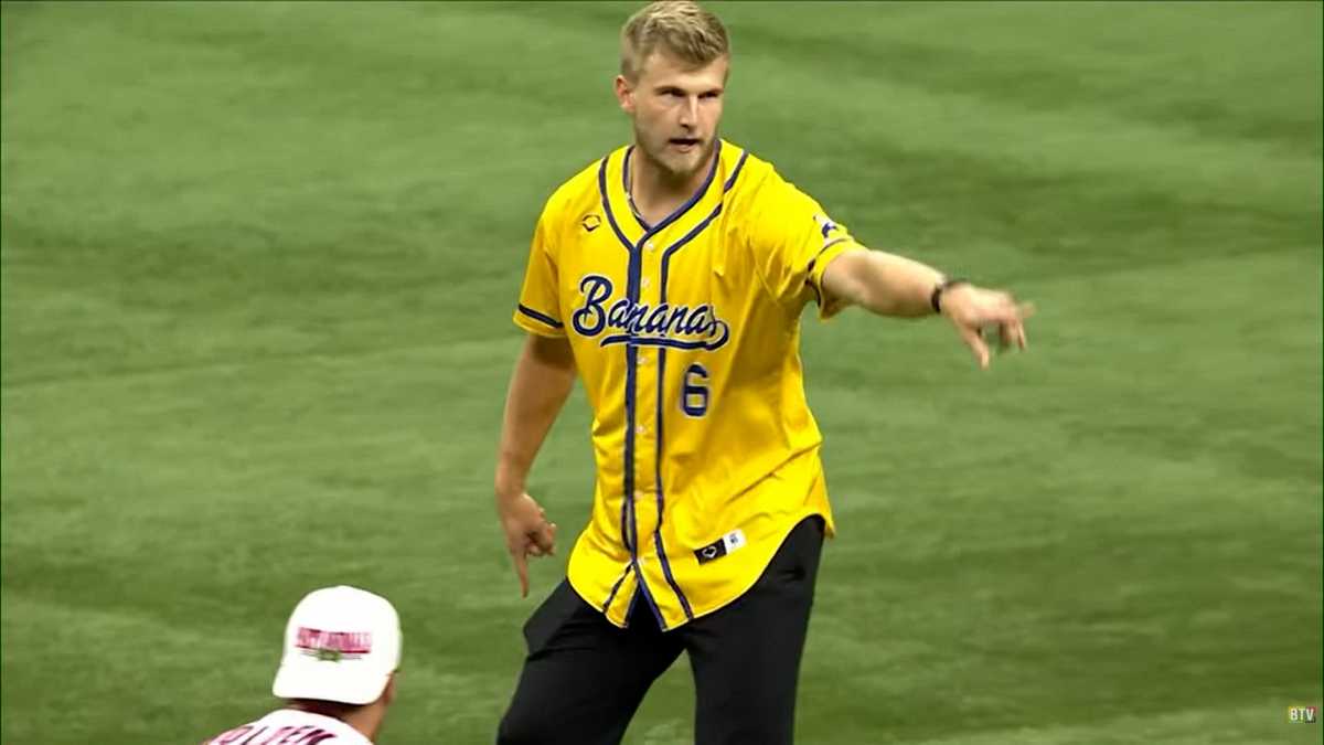 Tyler Shough surprises fans, plays with Savannah Bananas