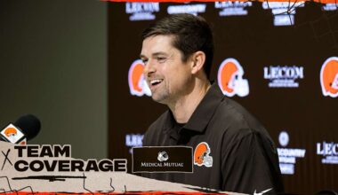 Browns Special Teams Coordinator Byron Storer draws comparisons between coaching and experience in the bus business