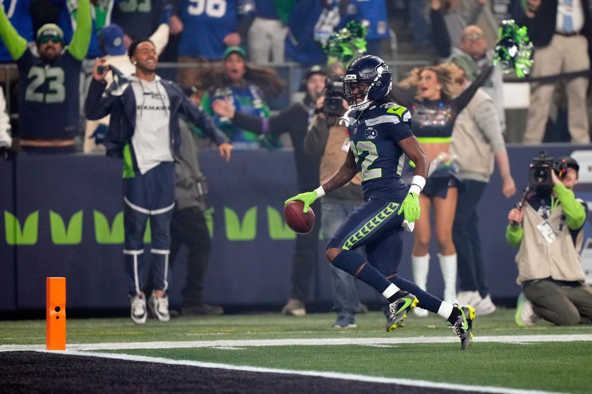 Seahawks receiver Rashid Shaheed going to test free agency