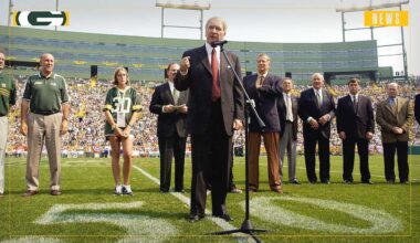 Packers to honor Bob Harlan by installing name on Lambeau Field façade