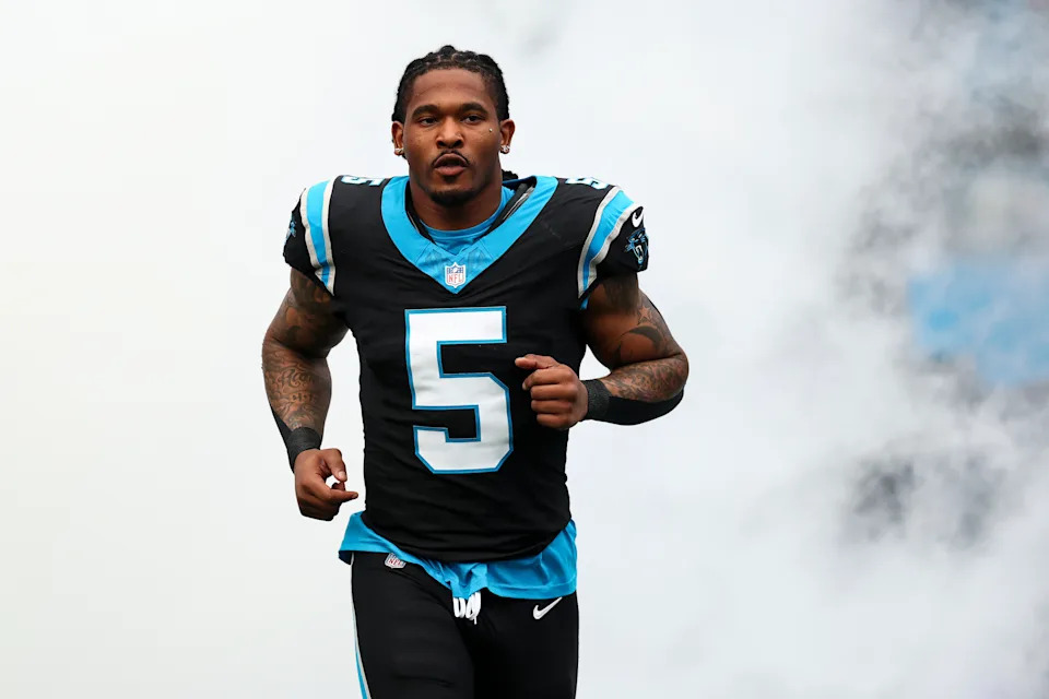 Rico Dowdle is leaving the Panthers for the Steelers after back-to-back 1,000-yard rushing seasons.