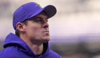 9 Teams Bid On NFL’s Worst Starting QB As Colts Abandon $34M Investment After 15 Starts