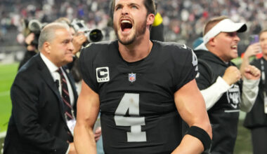 Derek Carr describes ‘complete Oakland Raider experience’ after injury in 2016 season