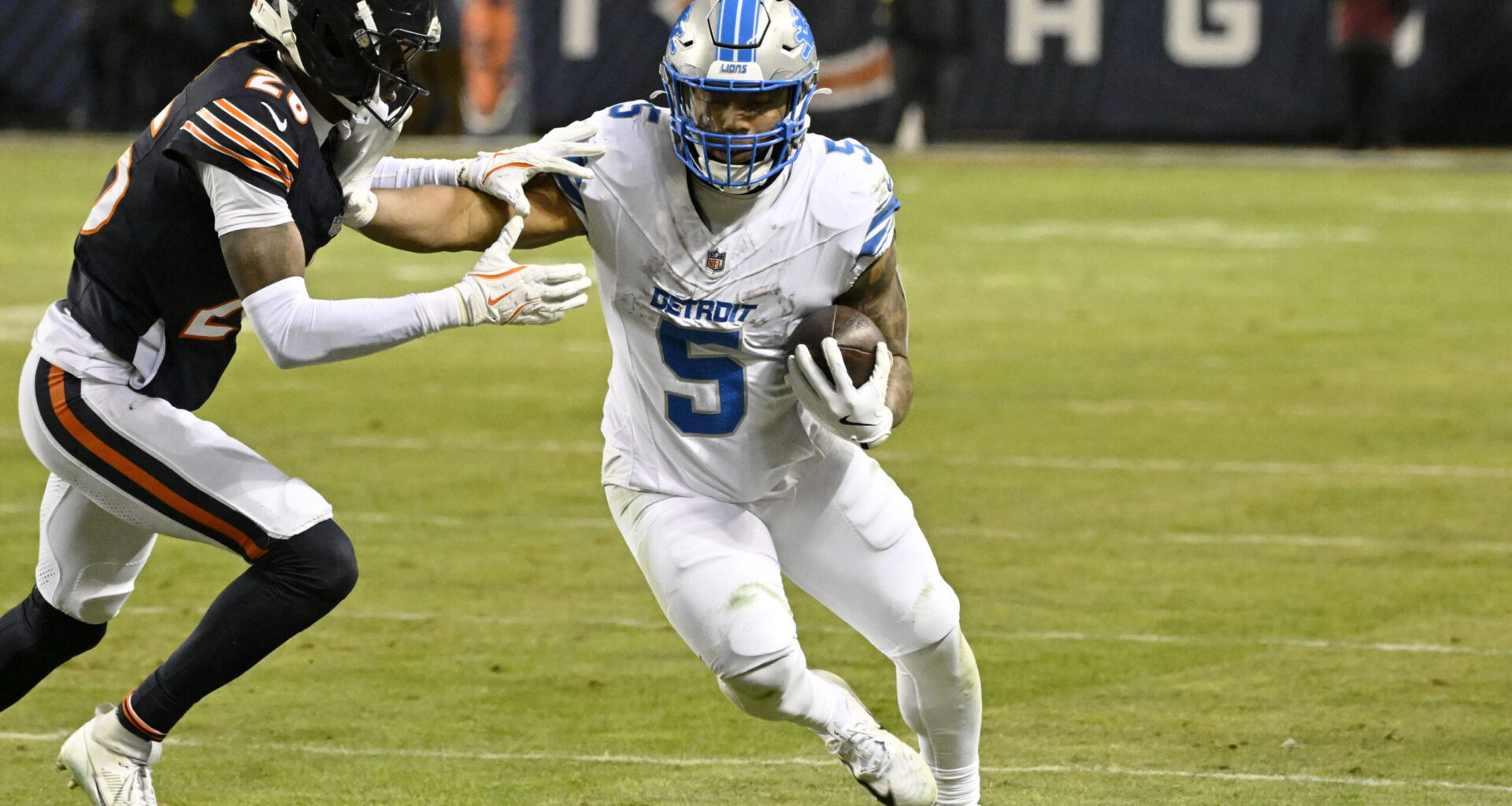 Detroit Lions star clarifies rumor about him wanting a trade