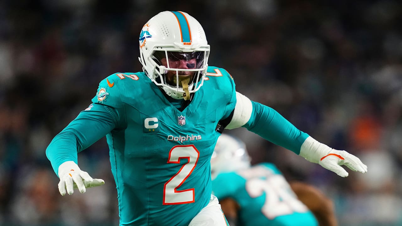 Bills signing ex-Dolphins pass rusher Bradley Chubb to three-year, $43.5 million deal