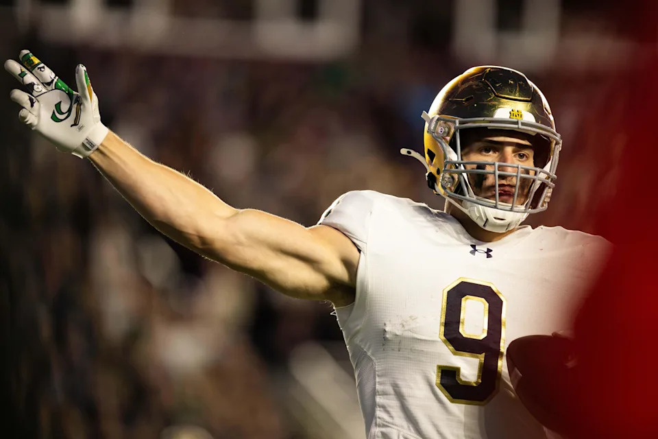 Nov 1, 2025; Chestnut Hill, Massachusetts, USA; Notre Dame Fighting Irish tight end Eli Raridon (9) gestures after making a first down in the fourth quarter against the Boston College Eagles at Alumni Stadium. Mandatory Credit: Edward Finan-Imagn Images