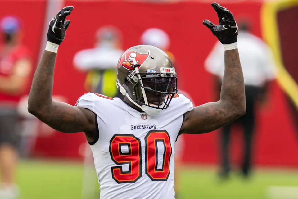 TAMPA, FLORIDA - OCTOBER 04: Jason Pierre-Paul #90 of the Tampa Bay Buccaneers reacts during the second quarter of a game against the Los Angeles Chargers at Raymond James Stadium on October 04, 2020 in Tampa, Florida. (Photo by James Gilbert/Getty Images)Photo by James Gilbert&sol;Getty Images