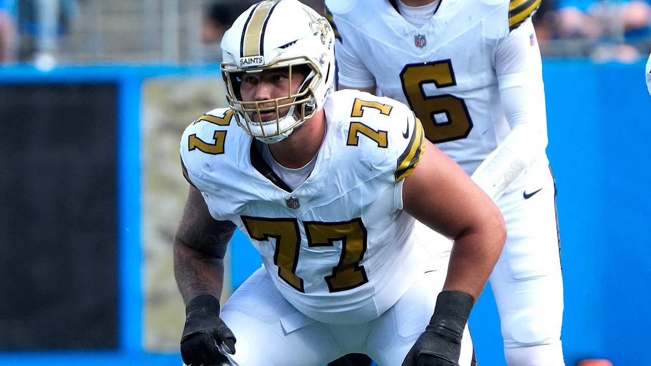 Dillon Radunz, Saints sign contract extension