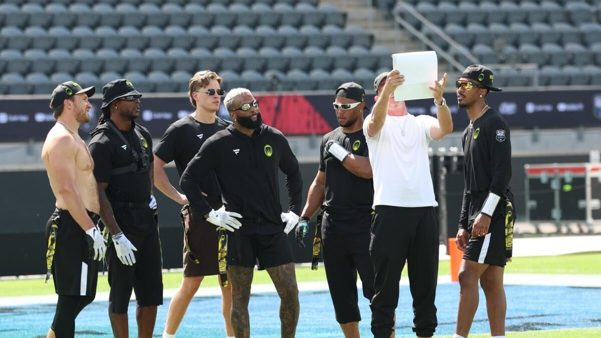 Fanatics Flag Football Classic live updates, highlights as Tom Brady, Logan Paul compete