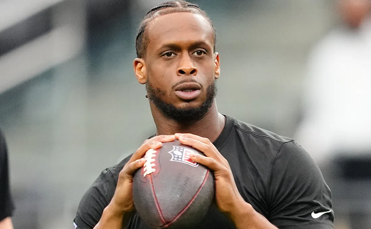 Geno Smith's QB1 status in jeopardy? NY Jets work out Carson Beck, Drew Allar ahead of 2026 NFL Draft