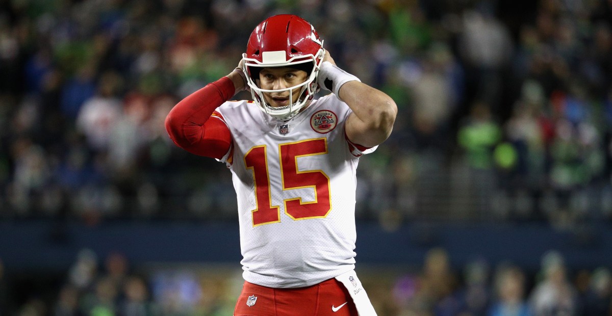 Clark Hunt doesn’t expect the Chiefs to face Seahawks in NFL opener