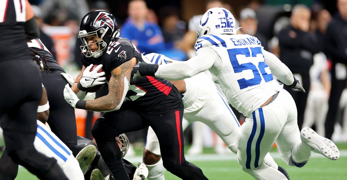 Colts free agent DE Samson Ebukam reportedly headed to Falcons