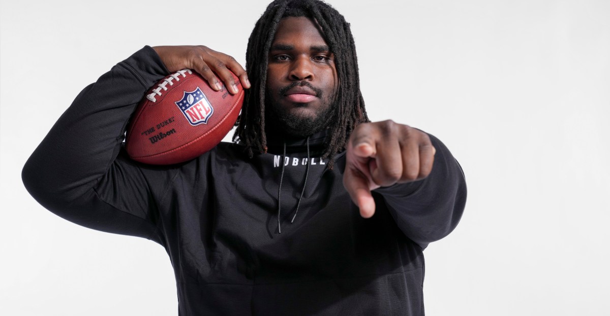 Titans fans grade the T’Vondre Sweat trade