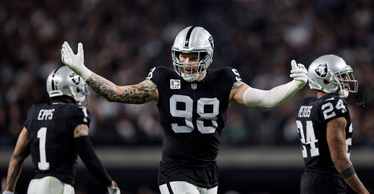 Maxx Crosby trade to Ravens off after failed physical, per reports